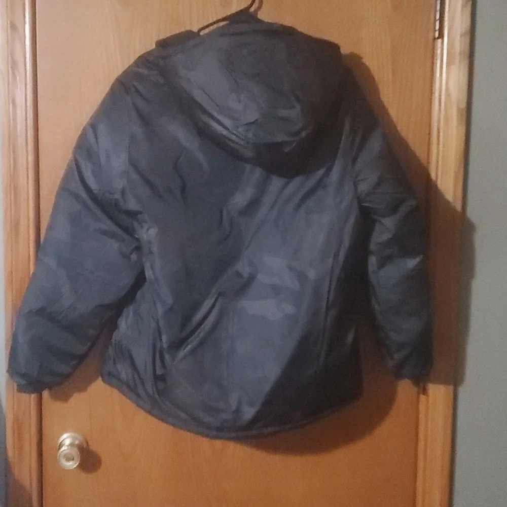 Reebok winter coat - Picture 8 of 8